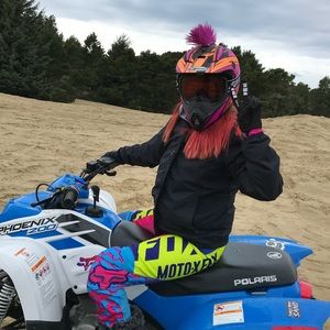 Meet your Posher, Carissa